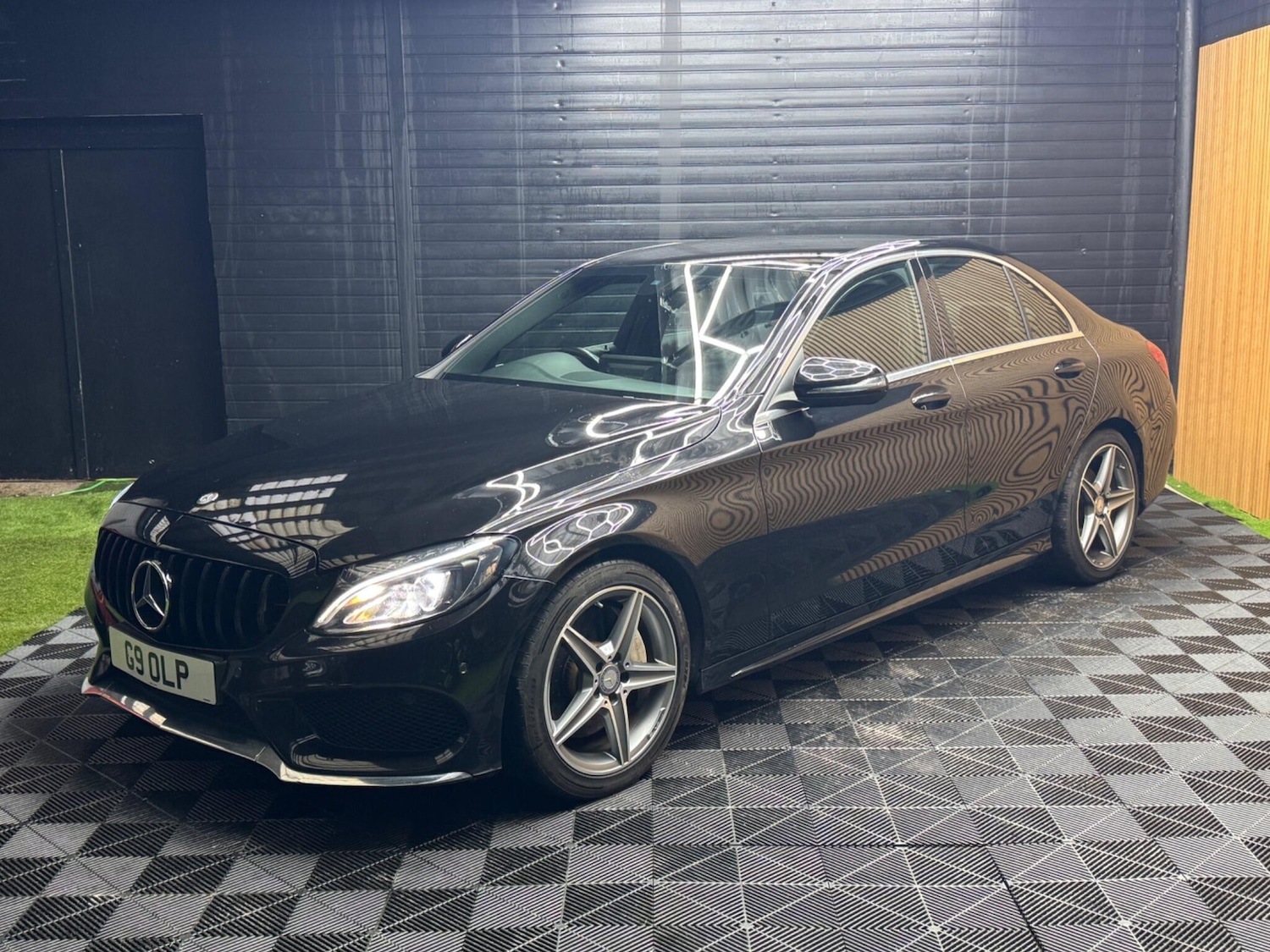 Used Mercedes-Benz C Class 2017 for sale - 77029051: Photo 7