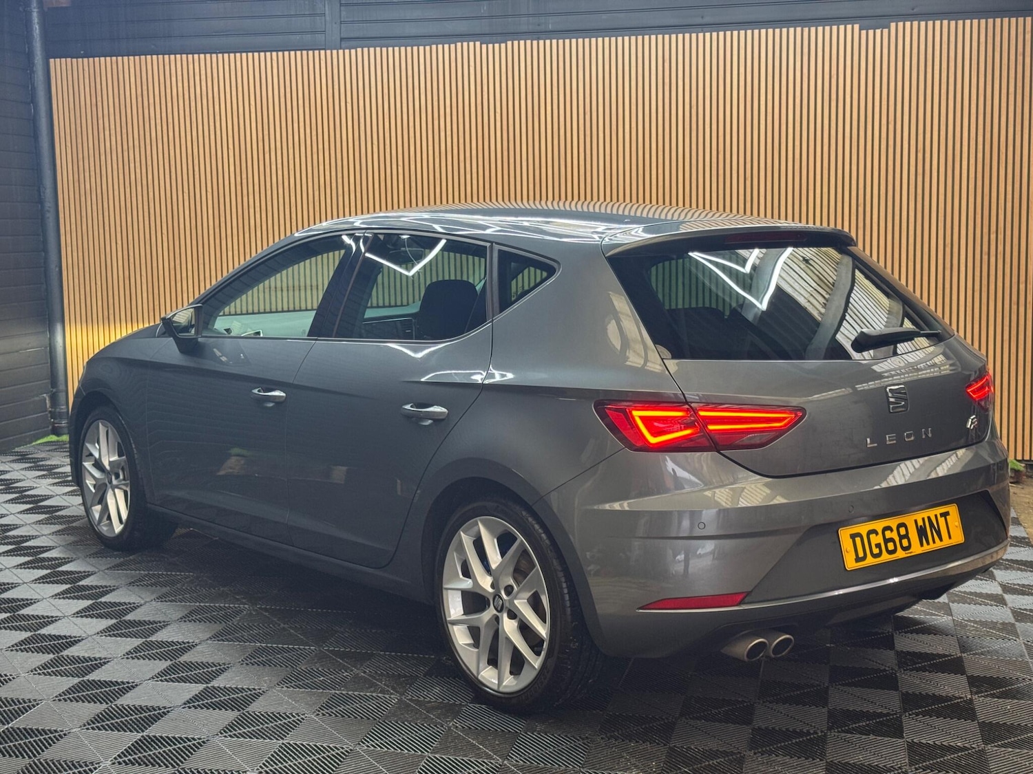 Used SEAT Leon 2018 for sale - 76839737: Photo 37