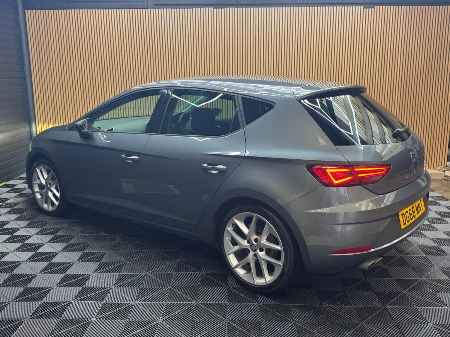 Used SEAT Leon 2018 for sale - 76839737: Photo 38