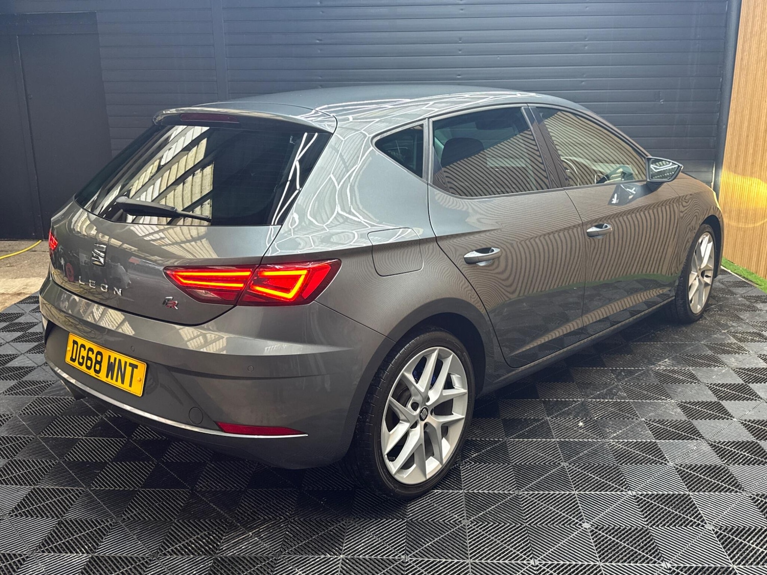Used SEAT Leon 2018 for sale - 76839737: Photo 42
