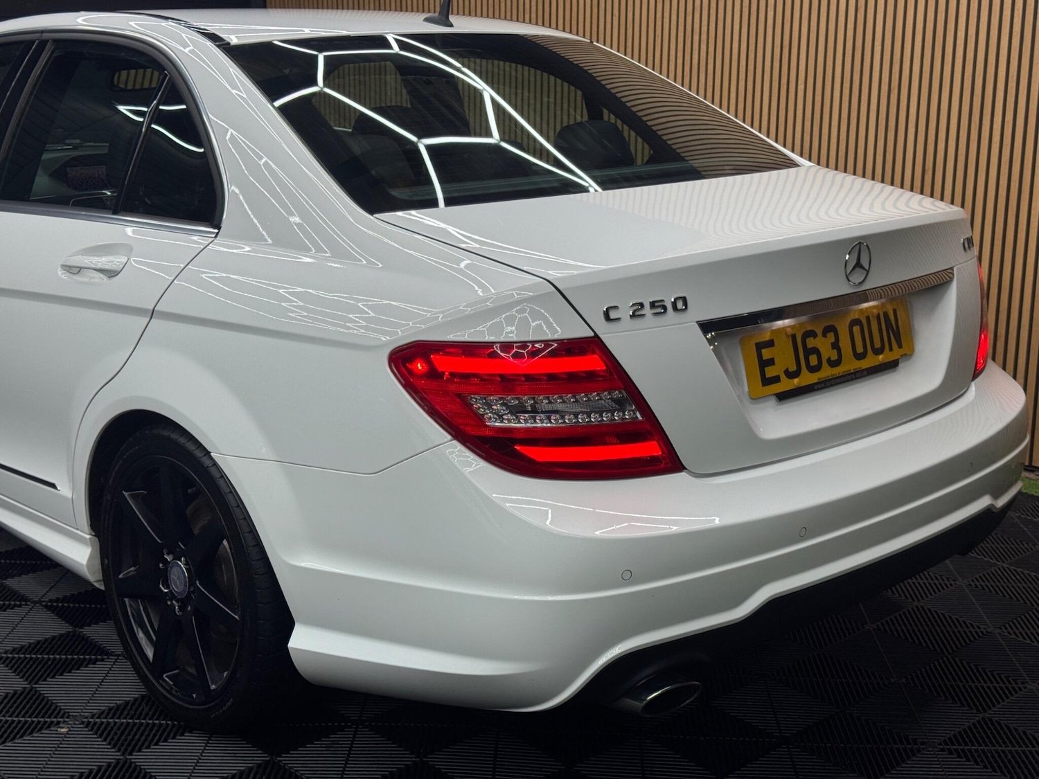 Used Mercedes-Benz C Class 2013 for sale - 77315414: Photo 11