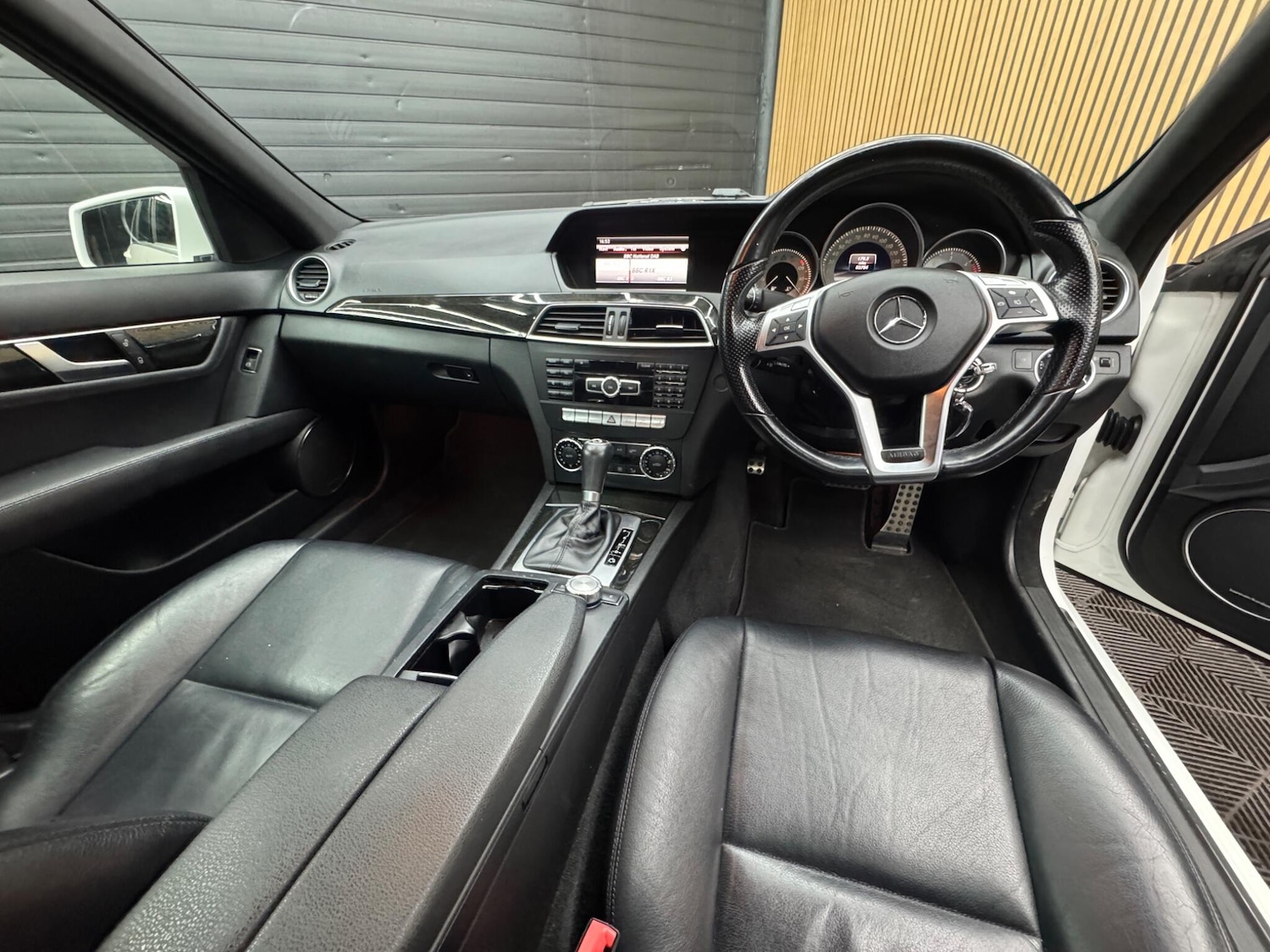 Used Mercedes-Benz C Class 2013 for sale - 77315414: Photo 13