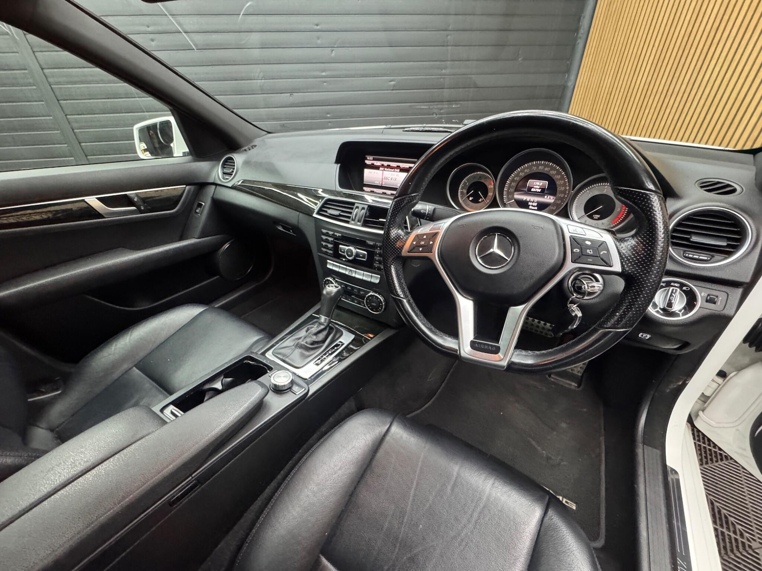 Used Mercedes-Benz C Class 2013 for sale - 77315414: Photo 14