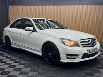 Used Mercedes-Benz C Class 2013 for sale - 77315414: Photo