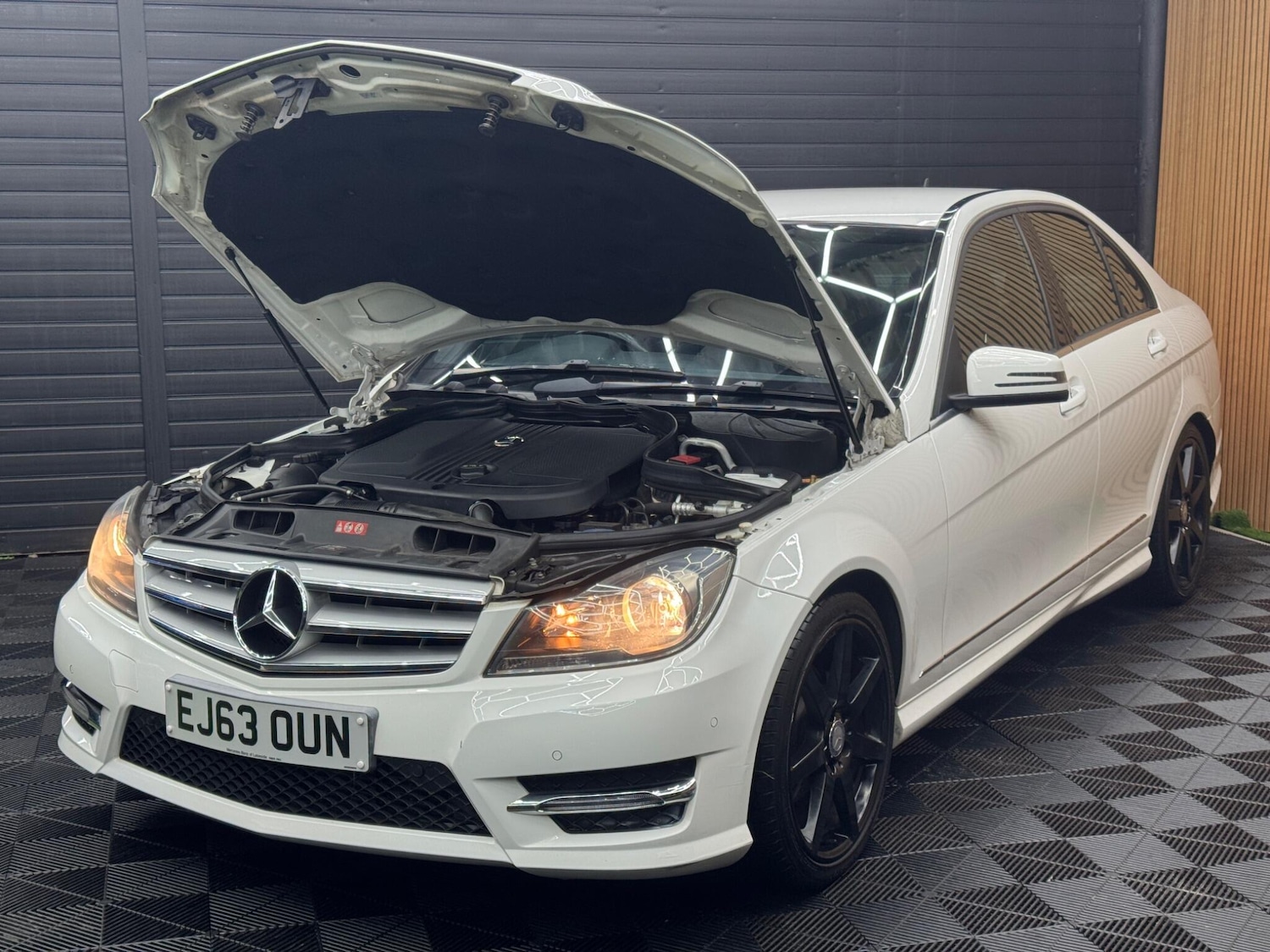 Used Mercedes-Benz C Class 2013 for sale - 77315414: Photo 27