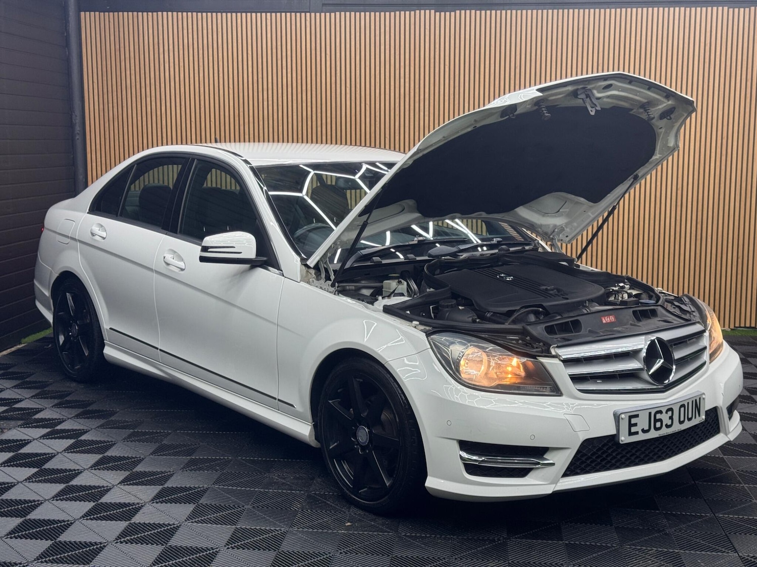 Used Mercedes-Benz C Class 2013 for sale - 77315414: Photo 28