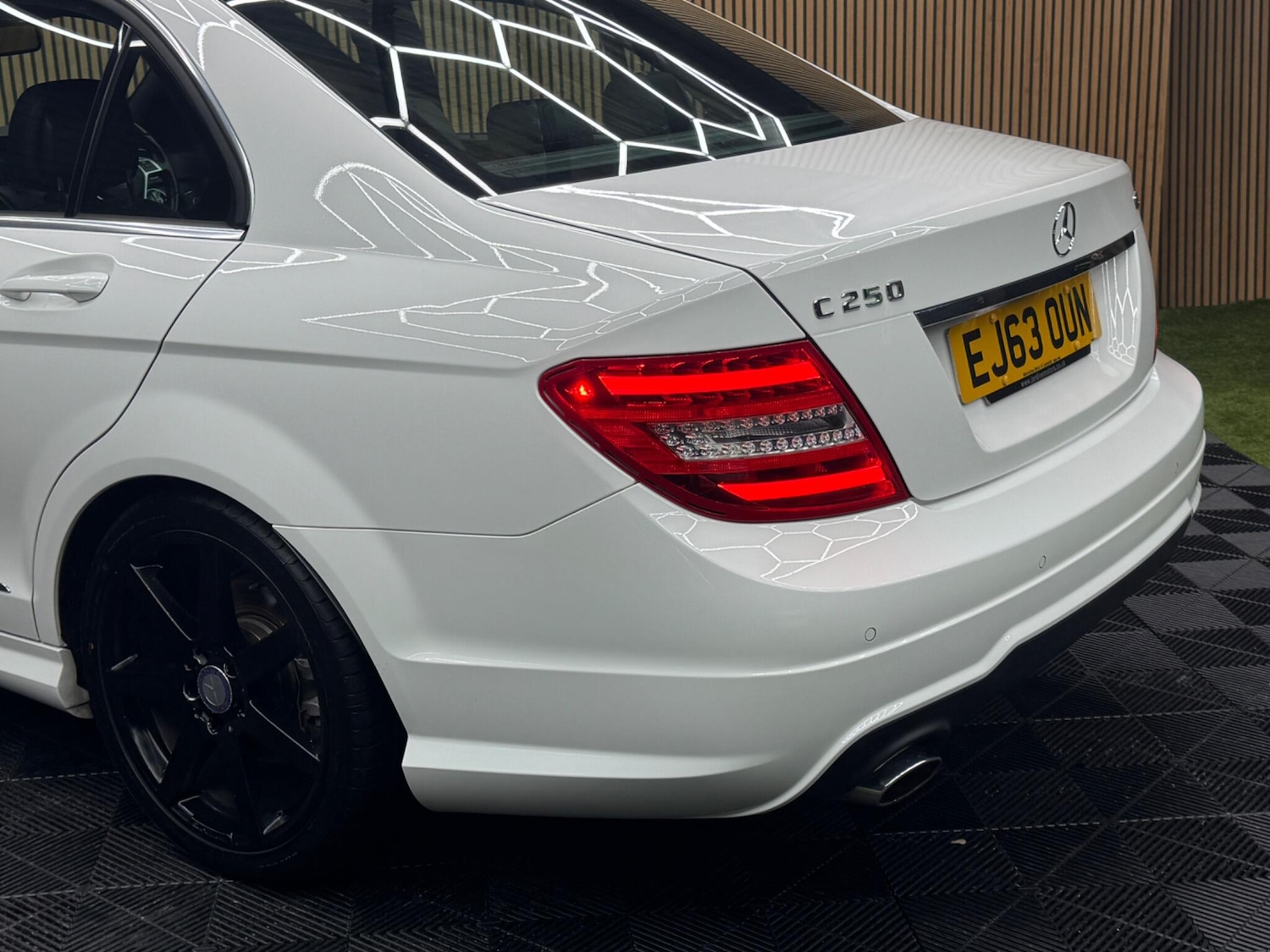 Used Mercedes-Benz C Class 2013 for sale - 77315414: Photo 38