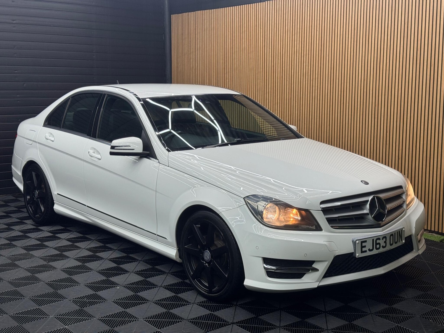 Used Mercedes-Benz C Class 2013 for sale - 77315414: Photo 5