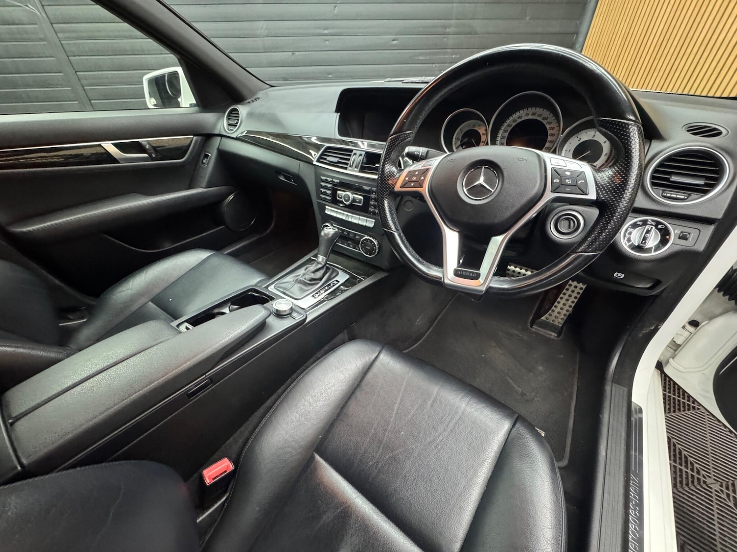 Used Mercedes-Benz C Class 2013 for sale - 77315414: Photo 50