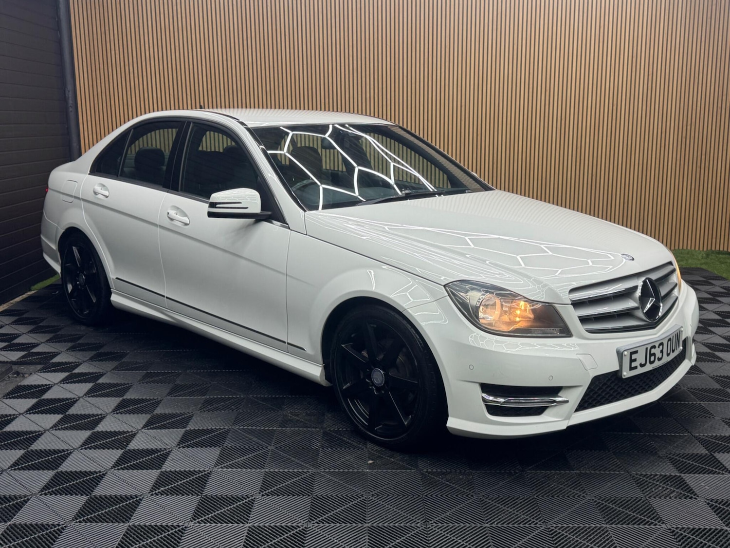 Used Mercedes-Benz C Class 2013 for sale - 77315414: Photo 68