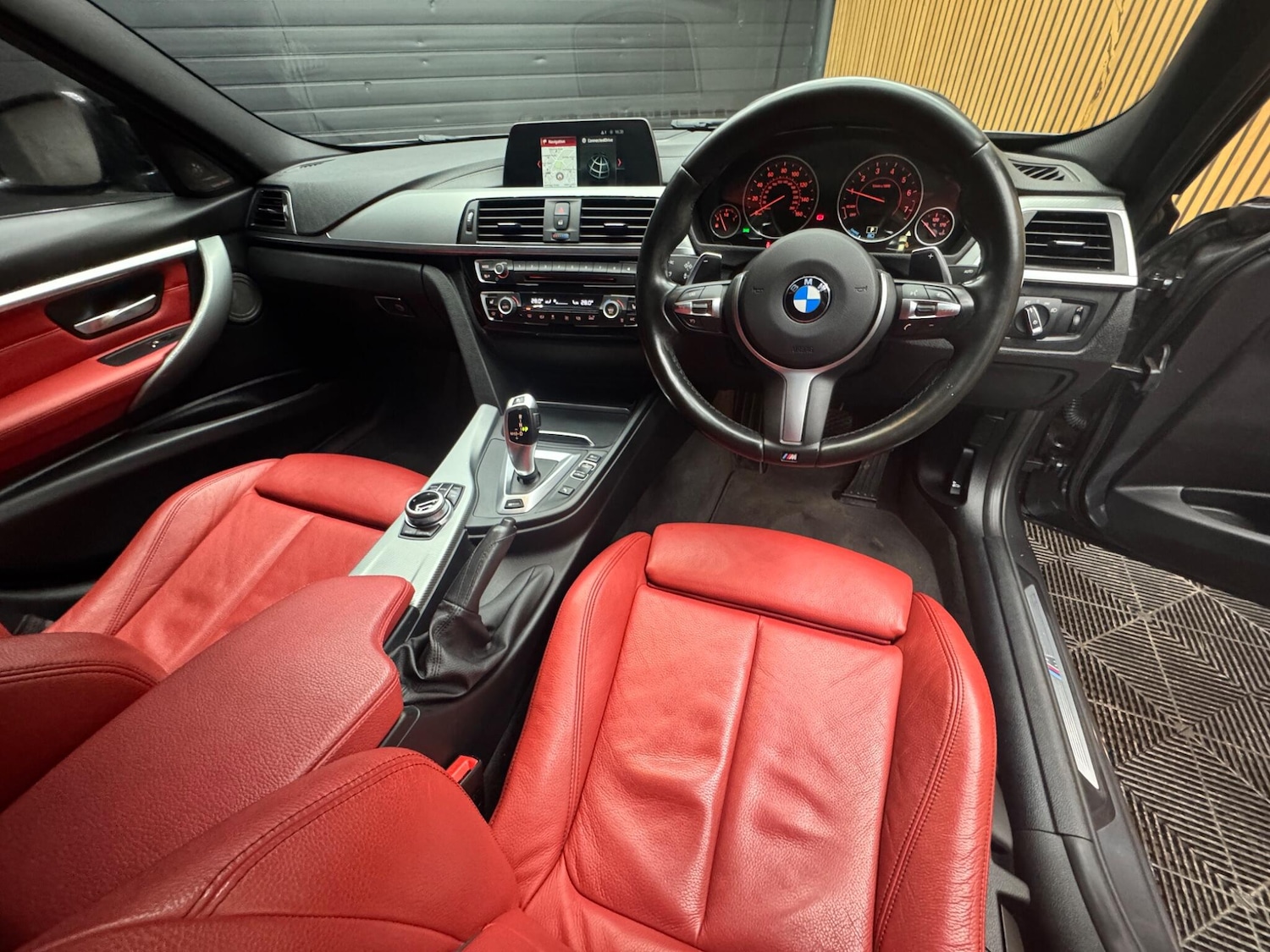 Used BMW 3 Series 2017 for sale - 76839684: Photo 15