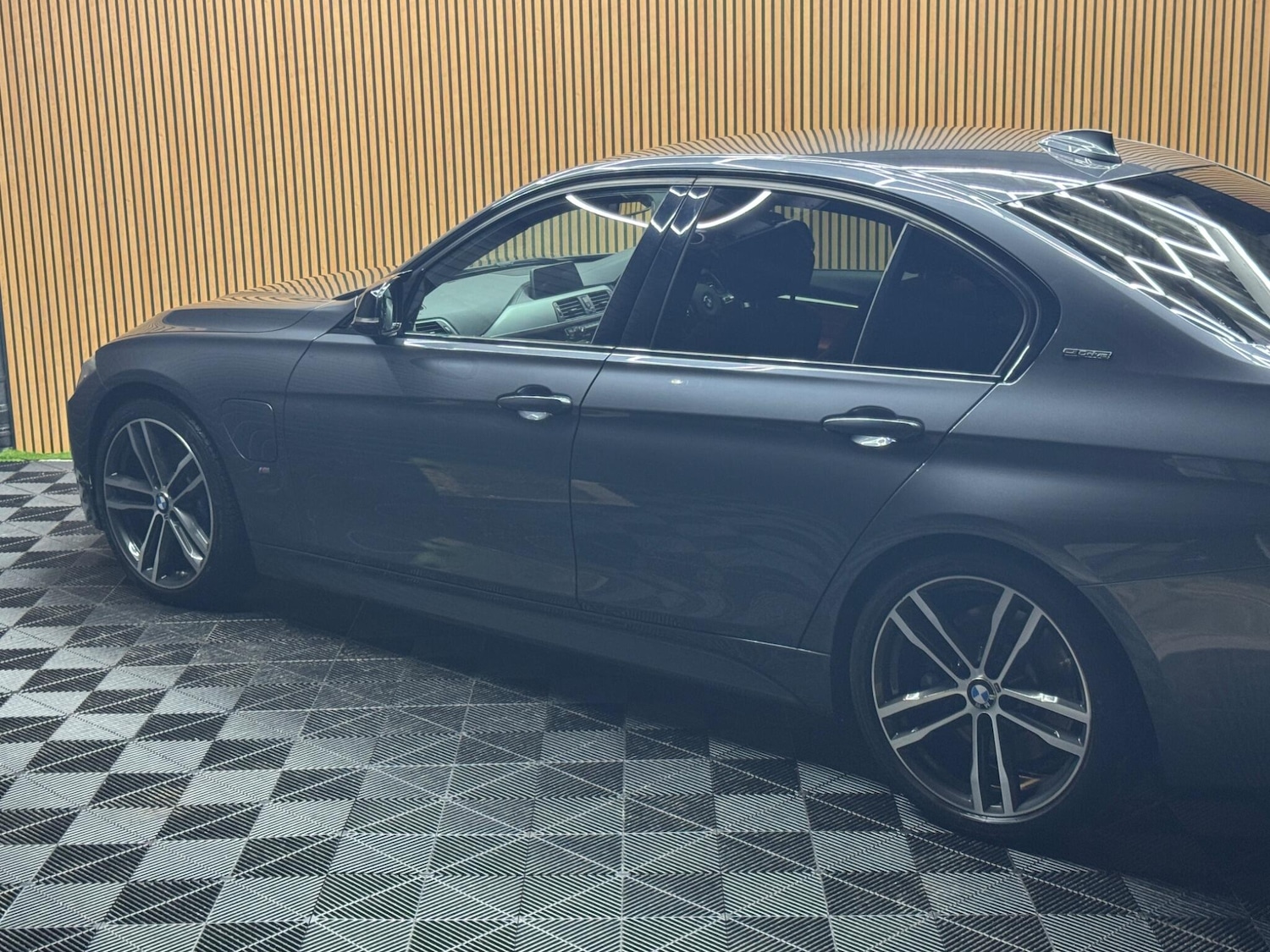 Used BMW 3 Series 2017 for sale - 76839684: Photo 37