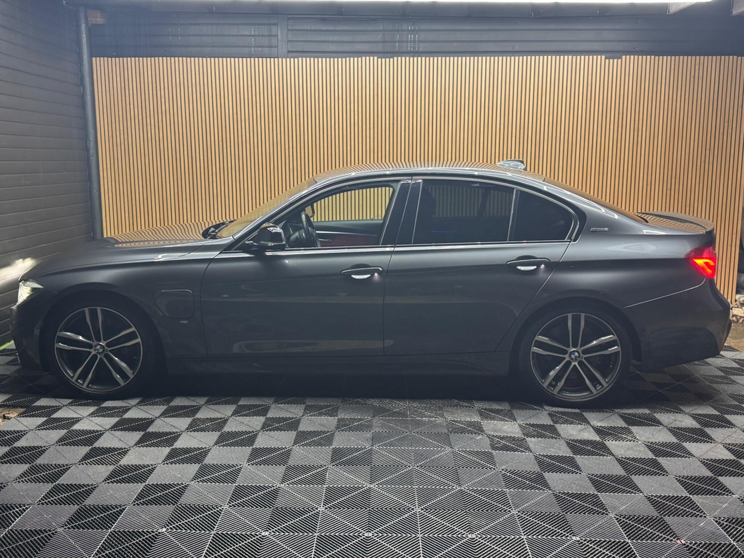Used BMW 3 Series 2017 for sale - 76839684: Photo 8