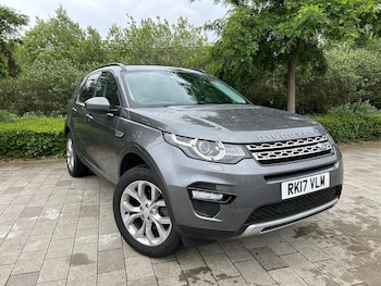 Used Land Rover Discovery Sport 2017 for sale - 79049459: Photo