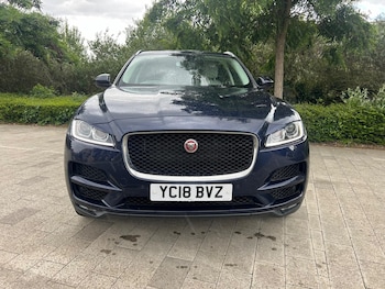 Used Jaguar F-Pace 2018 for sale - 79049460: Photo