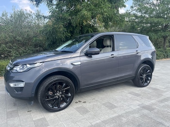 Used Land Rover Discovery Sport 2016 for sale - 79248241: Photo