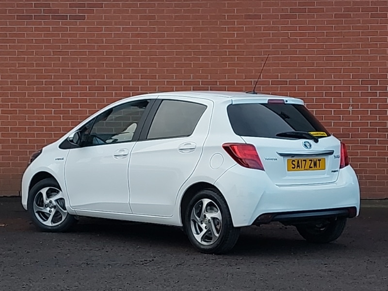 Used Toyota Yaris 2017 for sale - 76975129: Photo 3