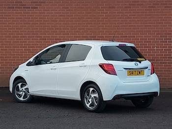 Used Toyota Yaris 2017 for sale - 77797529: Photo