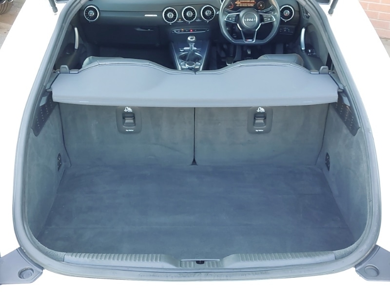 Used Audi TT 2017 for sale - 76651631: Photo 8