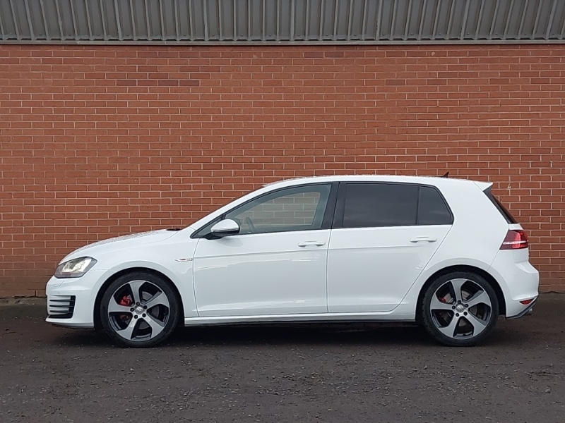 Used Volkswagen Golf 2017 for sale - 77300123: Photo 4
