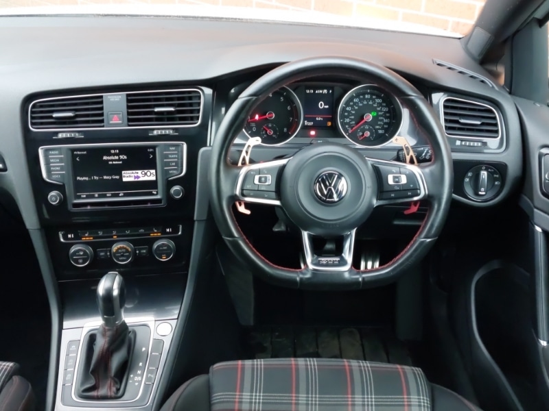 Used Volkswagen Golf 2017 for sale - 77300123: Photo 7