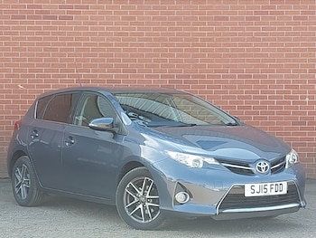 Used Toyota Auris 2015 for sale - 79400998: Photo