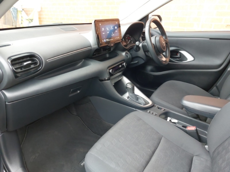 Used Mazda Mazda2 HYBRID 2024 for sale - 76668789: Photo 5