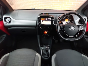 Used Toyota AYGO 2021 for sale - 77816502: Photo