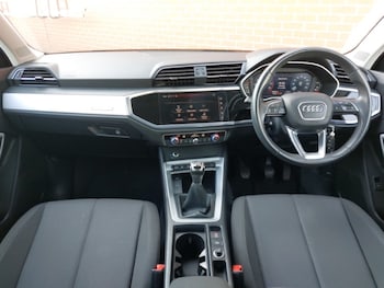 Used Audi Q3 2021 for sale - 77947720: Photo
