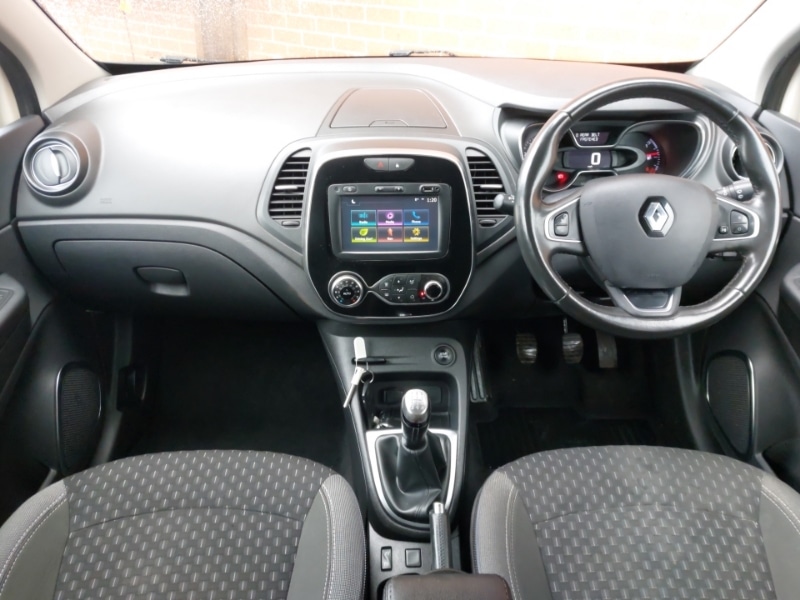 Used Renault Captur 2018 for sale - 77495511: Photo 2