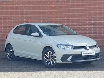 2024 - 1.0 TSI Life 5dr