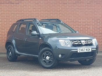 Used Dacia Duster 2017 for sale - 79546291: Photo