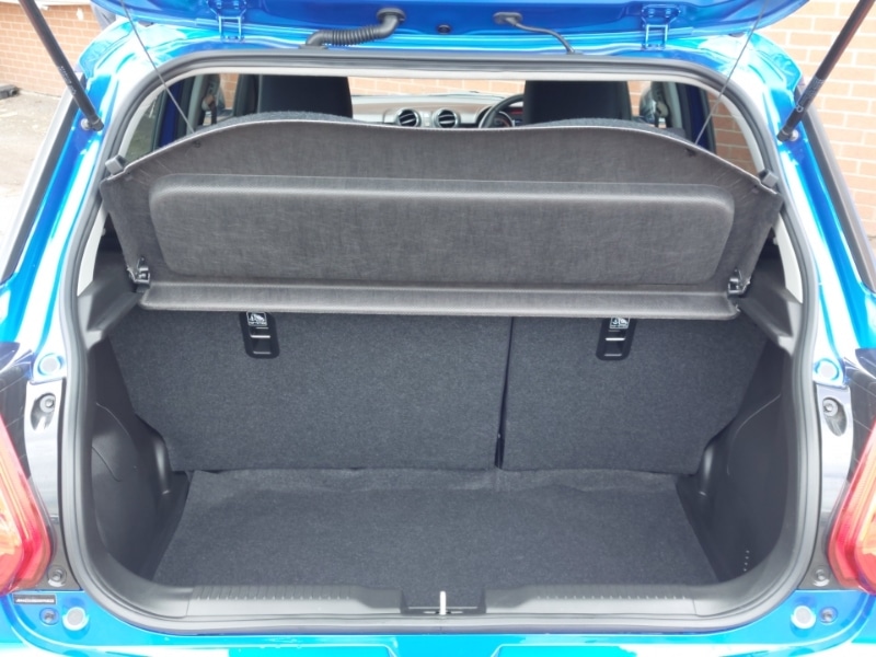 Used Suzuki Swift 2023 for sale - 77119128: Photo 8