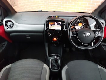 Used Toyota AYGO 2021 for sale - 77311745: Photo