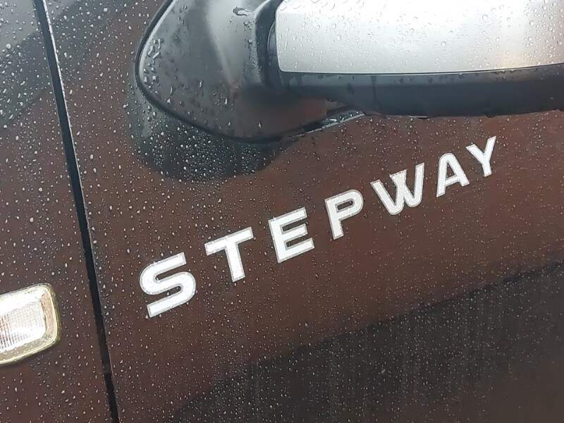 Used Dacia Sandero Stepway 2017 for sale - 76906965: Photo 12