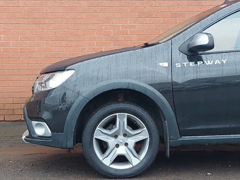 Used Dacia Sandero Stepway 2017 for sale - 76906965: Photo 19