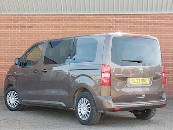 Used Toyota PROACE CITY Verso 2023 for sale - 78355478: Photo