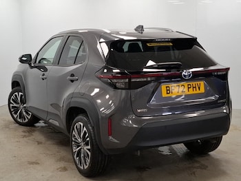 Used Toyota Yaris Cross 2022 for sale - 76915554: Photo