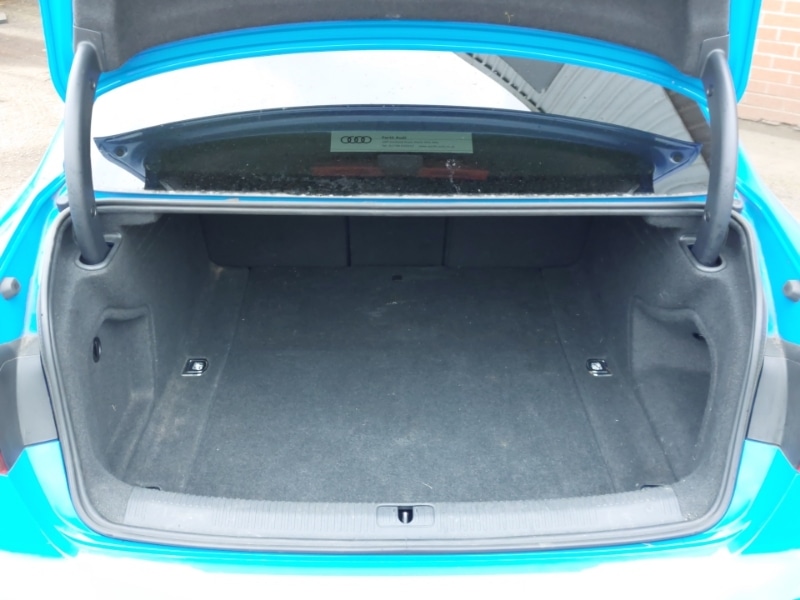 Used Audi A4 2021 for sale - 78033201: Photo 8