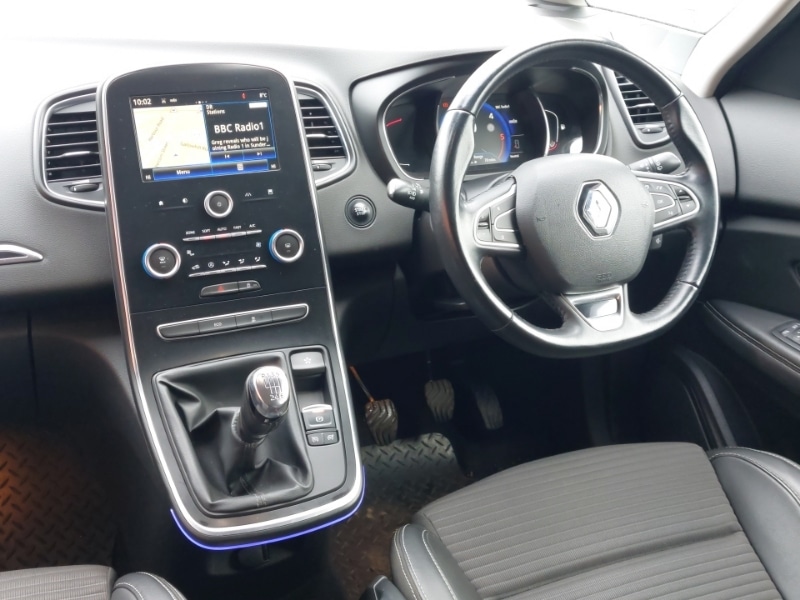 Used Renault Grand Scenic 2017 for sale - 77852559: Photo 13