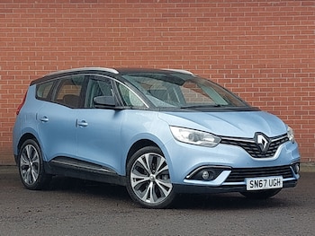 Used Renault Grand Scenic 2017 for sale - 77852559: Photo