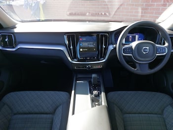 Used Volvo V60 2023 for sale - 75169776: Photo