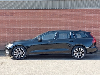 Used Volvo V60 2023 for sale - 75169776: Photo