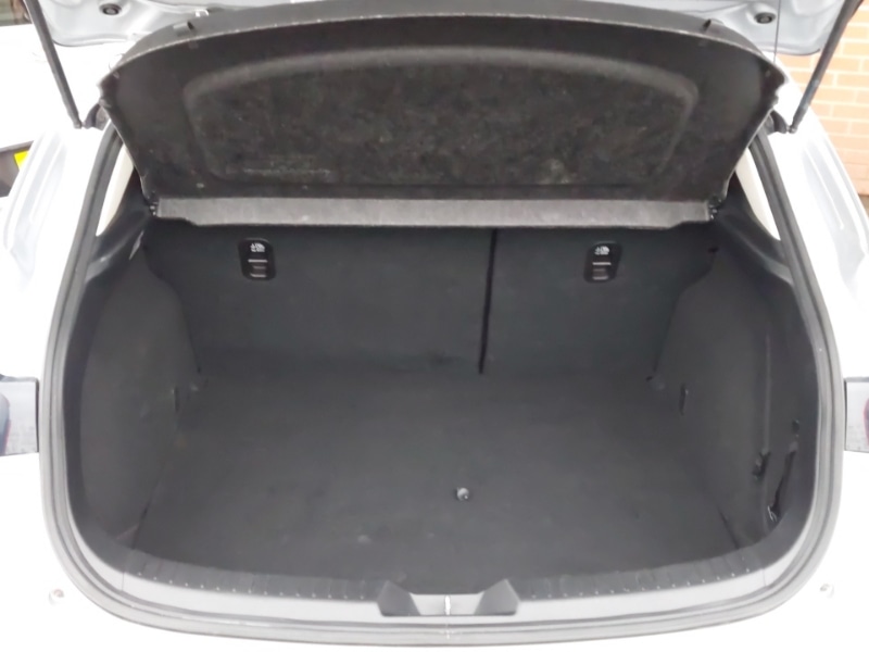 Used Mazda Mazda3 2017 for sale - 77405367: Photo 8