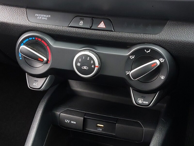 Used Kia Stonic 2022 for sale - 78147309: Photo 14