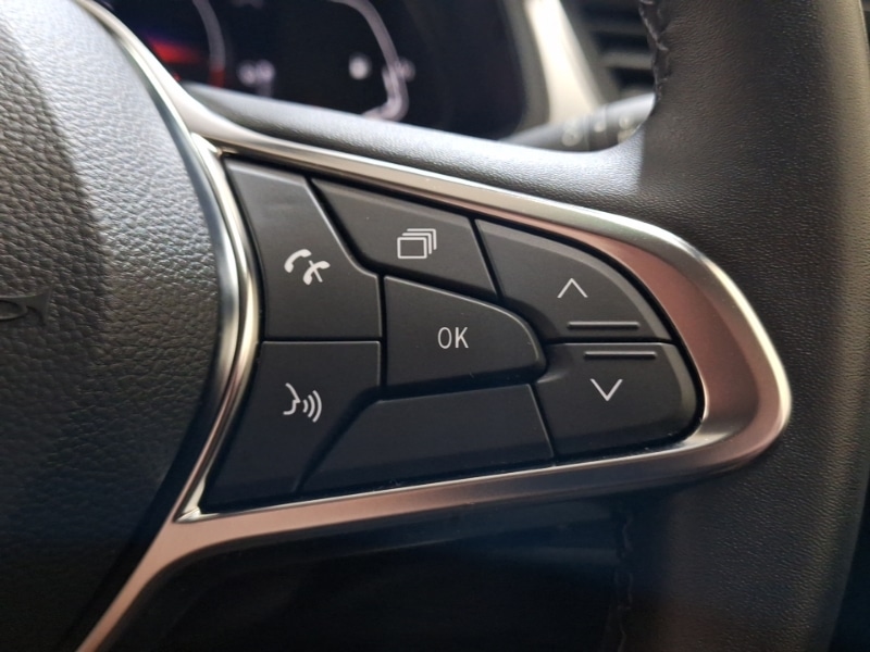 Used Renault Captur 2023 for sale - 76435335: Photo 19