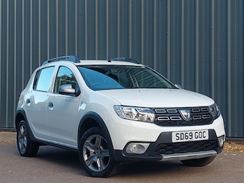 Used Dacia Sandero Stepway 2019 for sale - 76699934: Photo