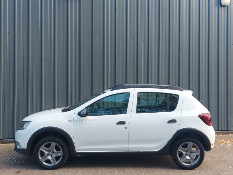Used Dacia Sandero Stepway 2019 for sale - 76699934: Photo 4