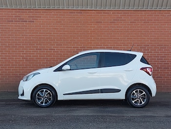 Used Hyundai i10 2018 for sale - 77797511: Photo