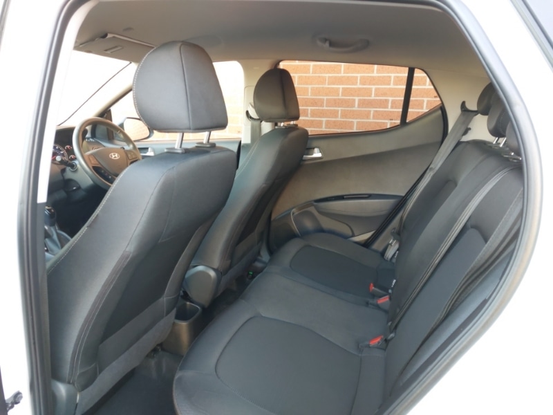 Used Hyundai i10 2018 for sale - 77797511: Photo 6